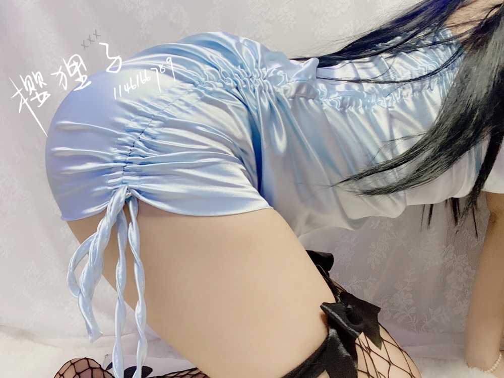 推特美少女 ▌樱狸子 ▌- 蓝色包臀裙[18P/1V/1.47G]（4）